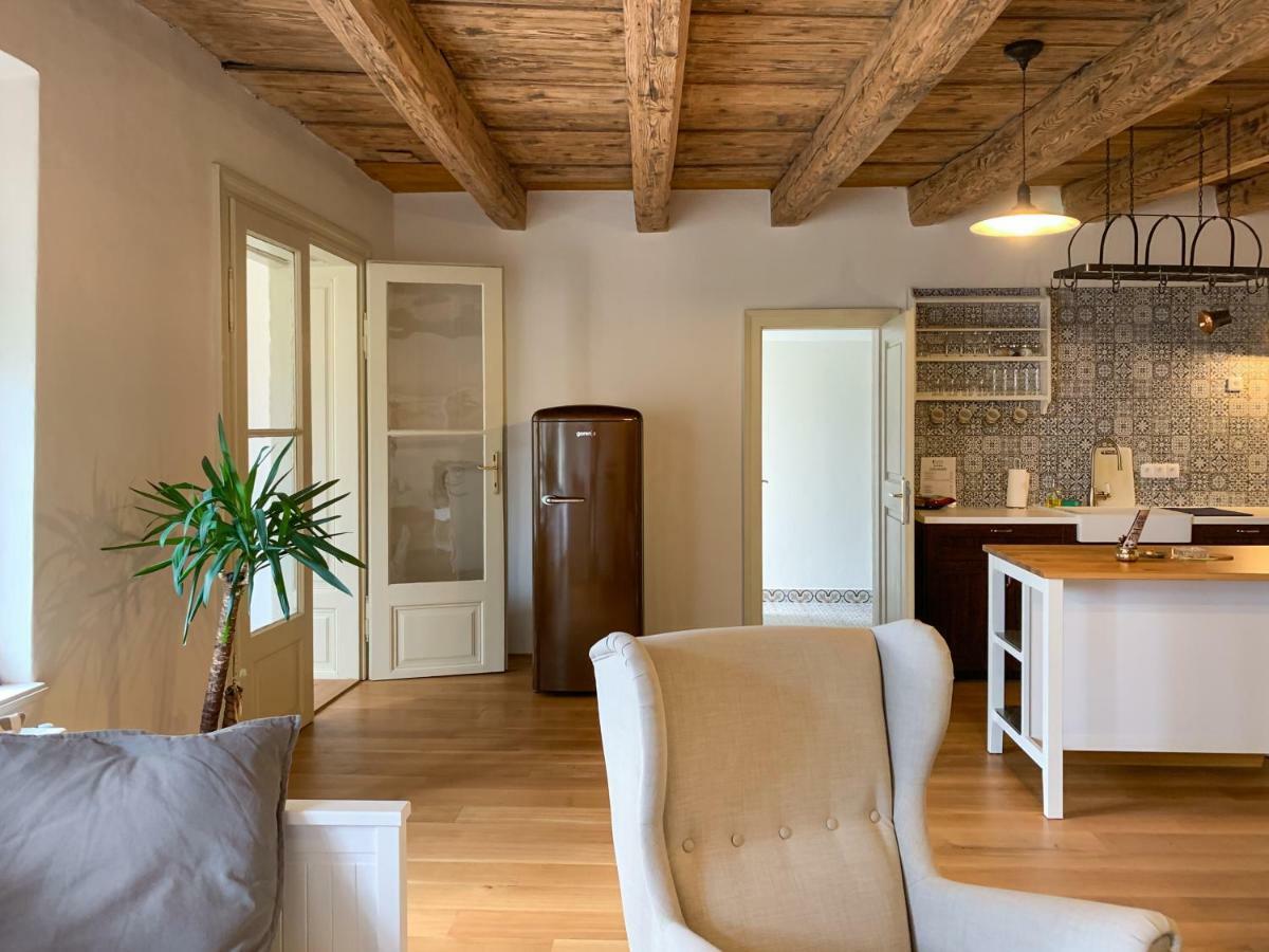 Lucerna - Dum S Dusi Apartment