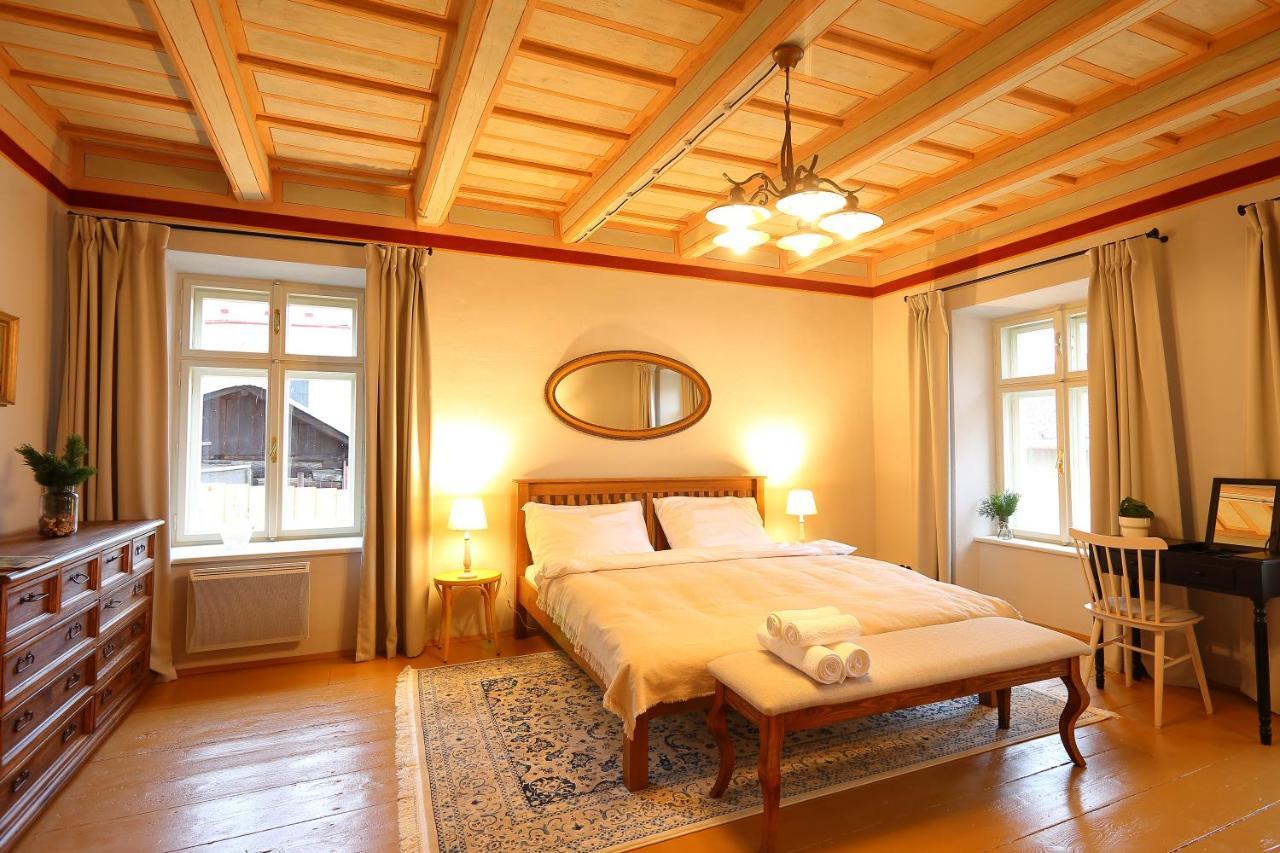 Apartment Lucerna - Dum S Dusi Pribor